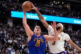 Nuggets defiende la corona y toma ventaja sobre Lakers en los Playoffs de la NBA