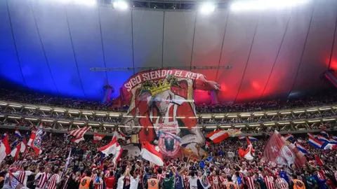 "Sigo siendo el Rey": Así fue el mensaje que la afición de Chivas le mandó a América