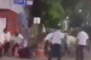 Taxistas en Playa del Carmen propinaron brutal golpiza a turista frente al Coco Bongo