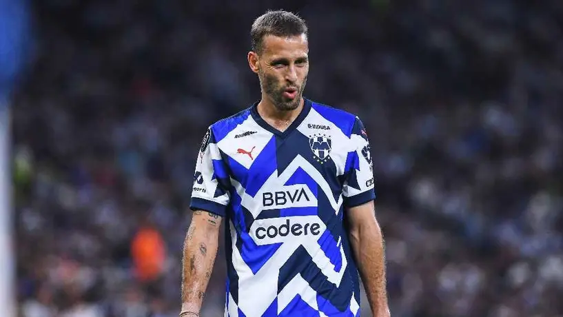 Sergio Canales recordó su partidos ante los exjugadores de Barcelona: 'Son de otro nivel'