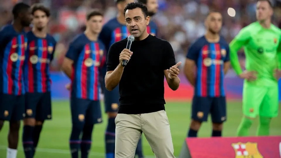 Pumas: Futbolistas de la UNAM hicieron fila para tomarse una foto con Xavi en el Spotify Camp Nou