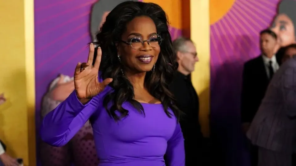 Oprah Winfrey se retira de su compañía para enfocarse en su salud y bajar de peso