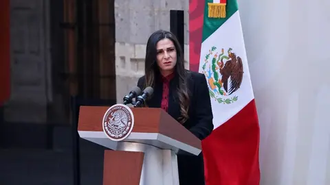 'Exatletas buscas quedarse con la Federación Mexicana de Natación': Ana Guevara