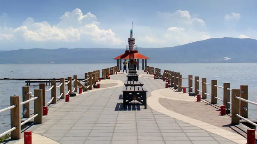 ¿Lago de Chapala sufre contaminación? Esto dicen expertos internacionales