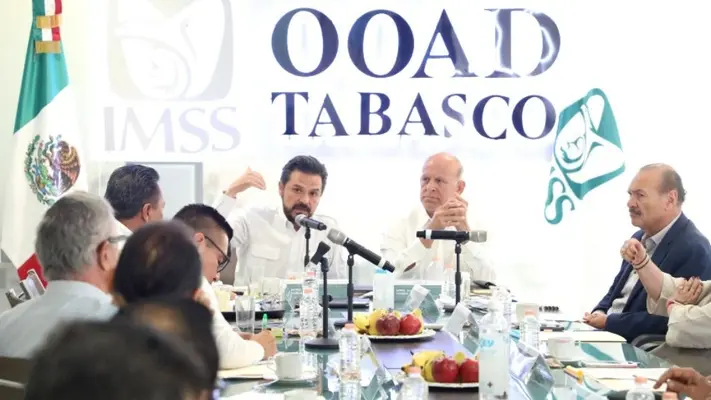 Un modelo de atención médica integral, con capacidad preventiva y hospitalaria: Zoé Robledo