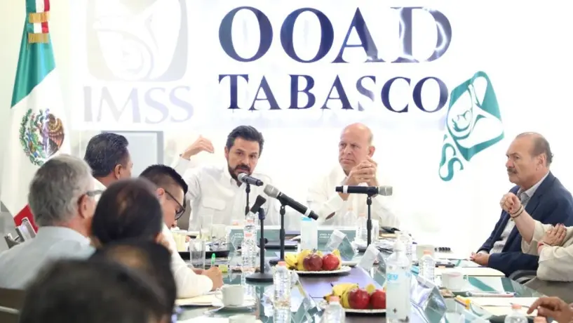 Un modelo de atención médica integral, con capacidad preventiva y hospitalaria: Zoé Robledo