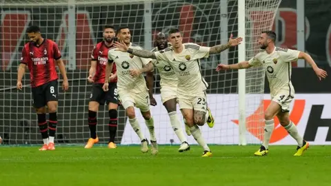 AS Roma se lleva la ida de Cuartos de Final de Europa League ante AC Milan en San Siro
