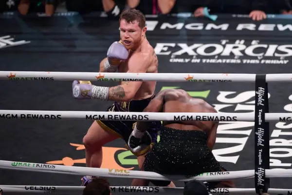 Acorralaron a Canelo Álvarez para pelea con Jaime Munguía, aceptó De la Hoya