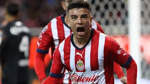 'Nene' Beltrán sabe de obligación de Chivas ante América: "Teníamos rato sin estar peleando"