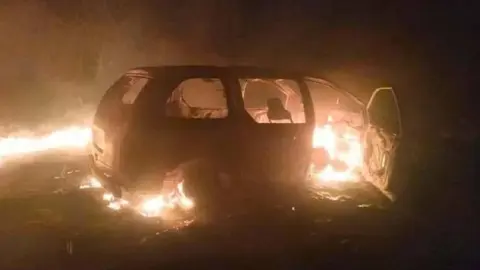 Una camioneta explota en Tlahuelilpan al estar conectada a una toma clandestina en el ducto de Pemex