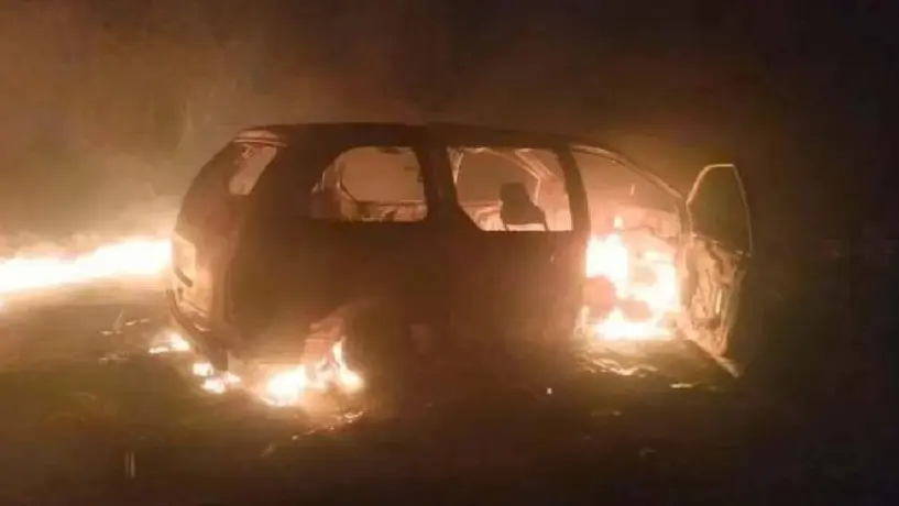 Una camioneta explota en Tlahuelilpan al estar conectada a una toma clandestina en el ducto de Pemex