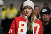 Taylor Swift dona 100 mil dólares a familia de la victima del tiroteo en el desfile de Kansas City