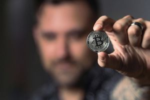 ¡Es momento de invertir en Bitcoins! Este miércoles su valor alcanzó los 60 mil dólares