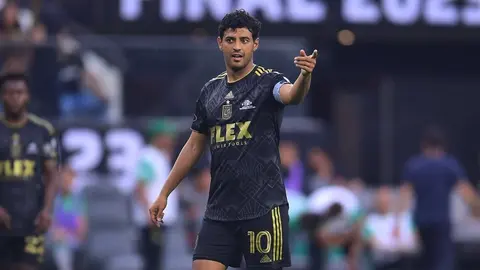 ¿Carlos Vela está en la órbita de Cruz Azul? Esto es lo que se sabe