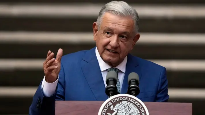 ¿Cuáles son las 20 iniciativas de reforma de AMLO para "salvar al pueblo"?