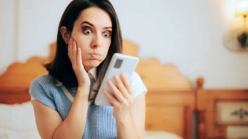 Profeco alerta sobre fraudes si te ofrecen trabajo "Dando like a videos"