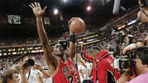 Michael Jordan ‘inspiró’ a Estados Unidos para vencer a México en la Nations League