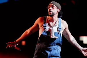 Bad Bunny será presentador de los Oscar 2024