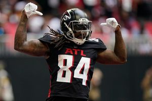 Cordarrelle Patterson firma con los Steelers por dos años