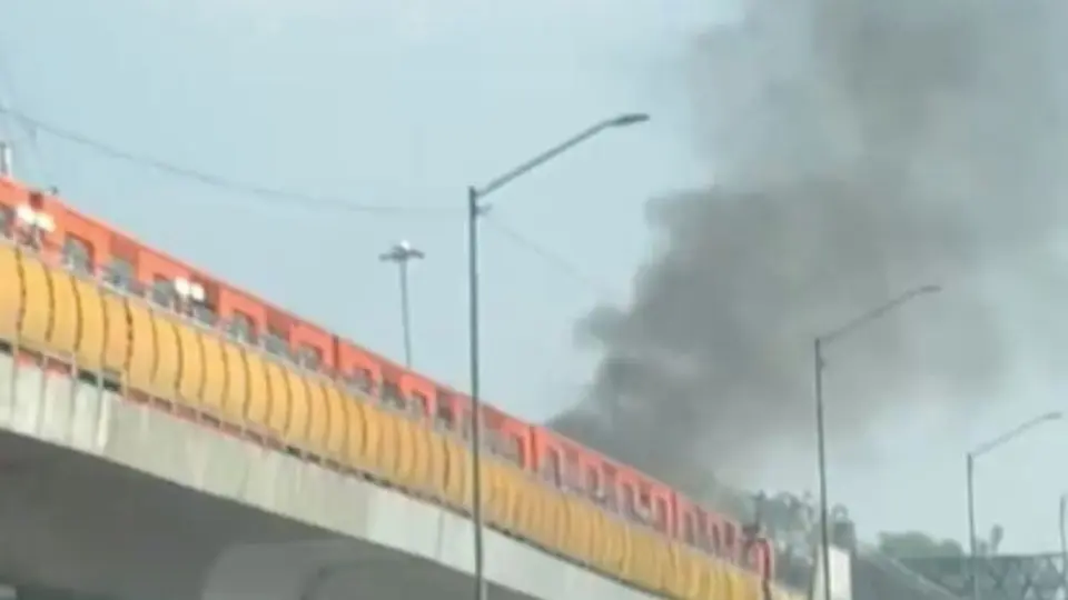 ¡Incendio en el Metro! Varias personas avisaron a los servicios de emergencia
