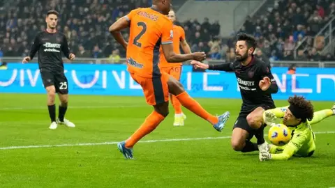 Guillermo Ochoa y Salernitana se hunden tras goleada ante Inter de Milan