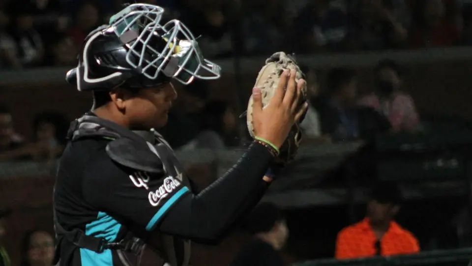 LMB: Debutó el nieto de Paquín Estrada con 15 años y nueve meses de edad