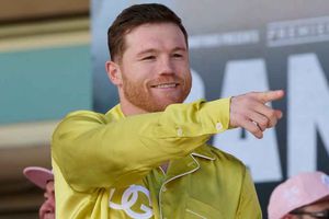 Canelo Álvarez apunta a volver a PBC para sus siguientes dos peleas