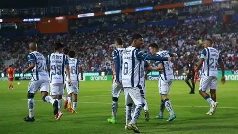 "Pachuca dará prioridad a Concacaf por encima de Liga MX", Armando Martínez en RÉCORD+