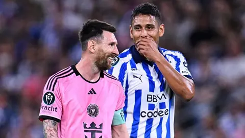 Luis Romo sobre haber jugado vs Messi: 'No lo respeté dentro del campo; fue lindo enfrentarlo'