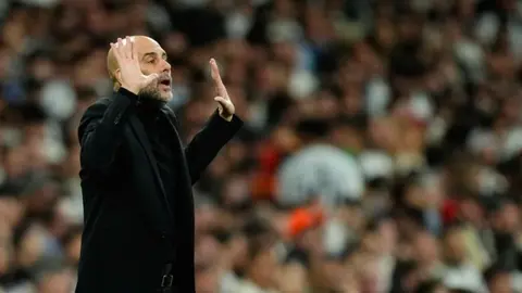 Así es el reloj que Pep Guardiola lució en el partido de Manchester City ante Real Madrid