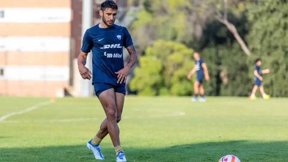 Salvio previo al juego vs Barça: 'Es especial porque no diario se juega en Camp Nou'