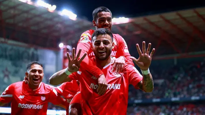 ¡Ardió el infierno! Toluca golea con autoridad a Pumas y ya es tercero general