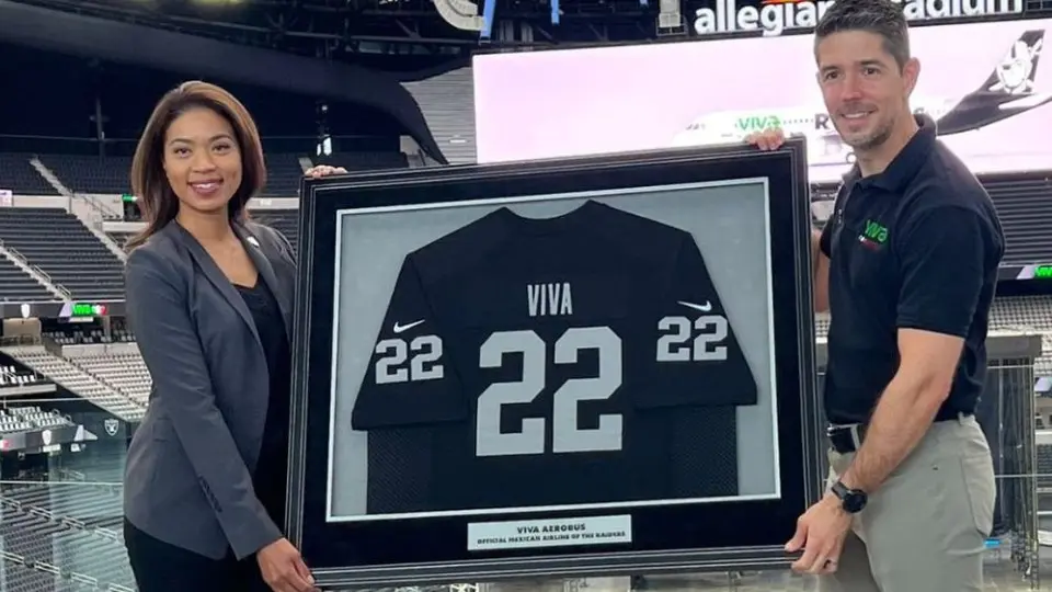 Viva Aerobus, primer patrocinador mexicano de Las Vegas Raiders