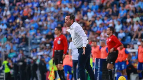 Necaxa está para competir contra los 'Grandes' de la Liga MX, aseguró Eduardo Fentanes