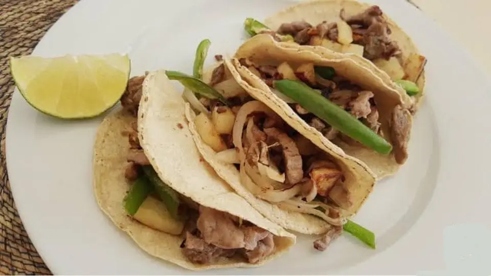 ¿Por qué está subiendo el costo de los tacos? Aquí te lo contamos