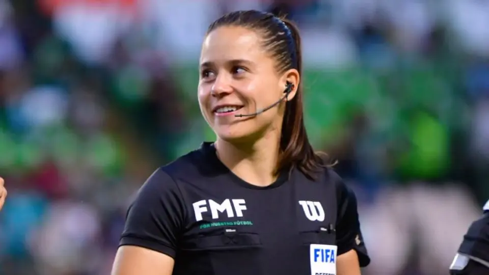 ¡Conmovida! Karen Hernández no pudo contener el llanto tras pitar su primer juego en Liga MX