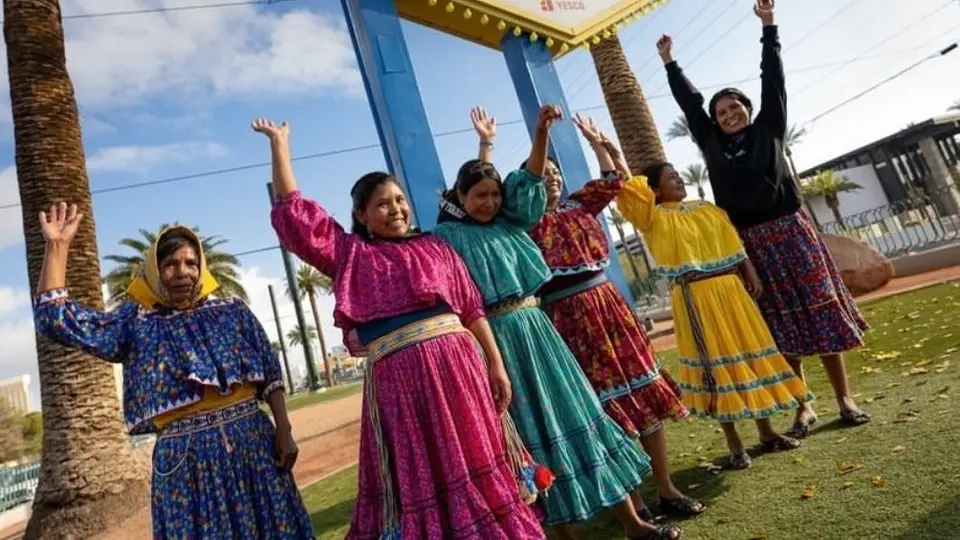 Mujeres rarámuris no entrenaron de cara al maratón Los Ángeles-Las Vegas, se reveló en RÉCORD+
