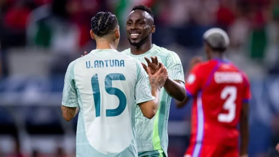 Julián Quiñones, feliz por primera titularidad y primer gol en Selección Mexicana