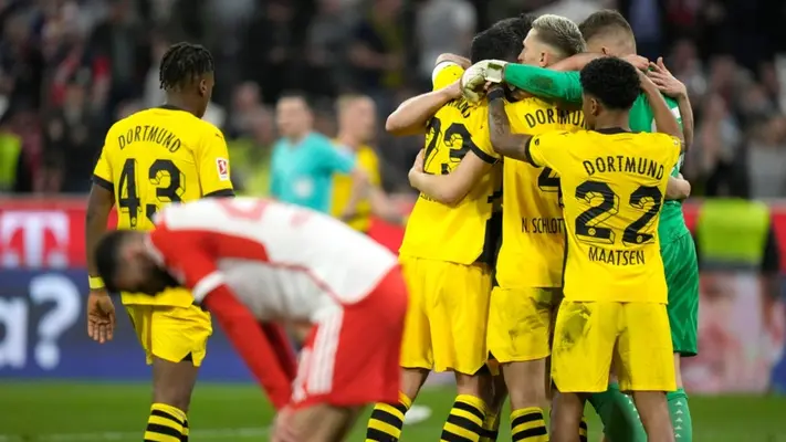 Bayern Múnich pierde 'Der Klassiker' y se aleja a 13 puntos del Bayer Leverkusen