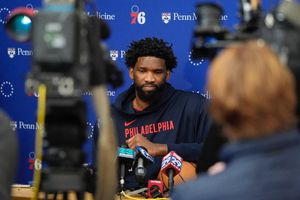 Joel Embiid tiene sus metas claras: regresar a la actividad con los 76ers e ir a París 2024