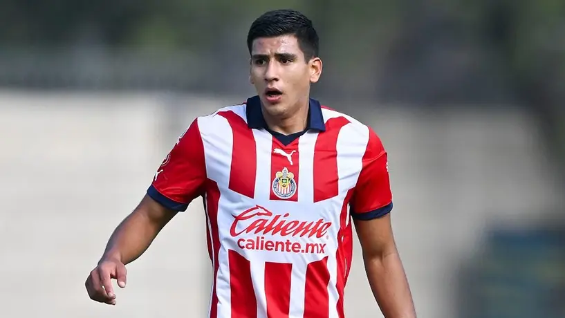 Raúl Martínez fue operado por lesión de ligamento cruzado 
