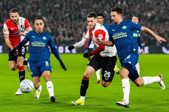Feyenoord vs AZ Alkmaar: ¿Dónde y a qué hora ver el juego de Santiago Giménez en la Copa?