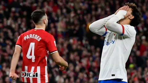 Barcelona empata 0-0 en su visita al Athletic Bilbao y sigue lejos del Real Madrid