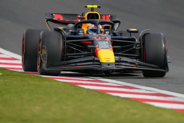 ¡Qué susto! Checo Pérez arrancará segundo en el GP de China tras casi ser eliminado en la Q1