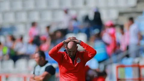 Chivas Femenil confirma cese de Antonio Spinelli; Joaquín Moreno se hará cargo del equipo
