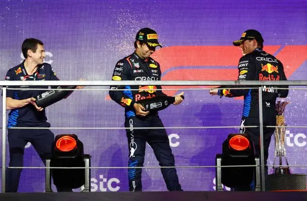 F1: Checo Pérez y Max Verstappen van por marca de duplas en Red Bull