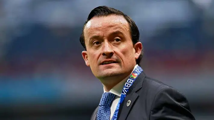 Mikel Arriola, presidente de la Liga MX, presente en la Plaza México