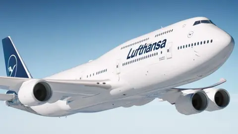 Aerolínea Lufthansa, avisa de huelga de su personal de tierra