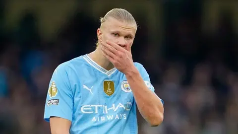 Leyenda de Premier League 'explota' contra Haaland: 'Es casi como un jugador de Cuarta'