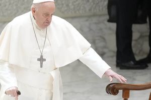 Preocupa estado de salud del Papa Francisco; reaparece para actividades de Semana Santa